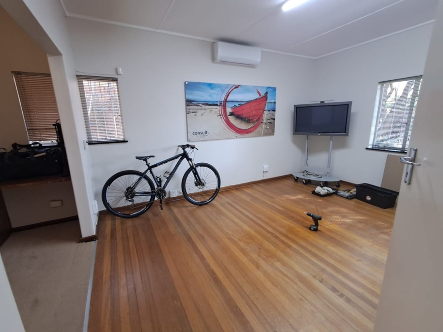 To Let Commercial Property for Rent in Arboretum Free State